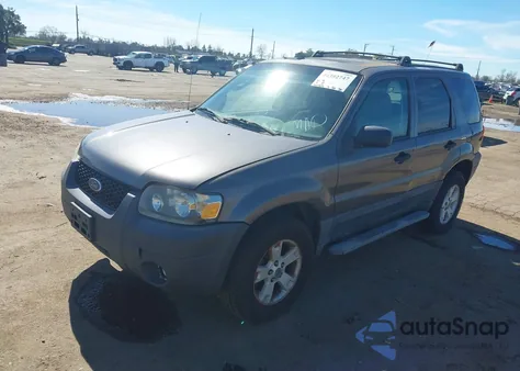 2006 Ford Escape Xlt/Xlt Sport из США, поврежденный, VIN 1FMCU93116KA18834